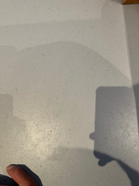 #keukenblad #sanitair #natuursteen #composiet #keramiek #dekton #reparaties #Scheuren #randlijst #schaden #chipjes #barsten #beschadiging #werkblad #laminaatvloer #vloeren #wanden #pvcvloer #wasbak #interieur Breuken deuken Gepoedercoat rvs Spaanplaat Kunststof Hout Badkuip Hardsteen Stootschade Tegelzetters Interieurbouwers Interieurdesign Keukenzaken Keukenfrontjes Beste reparatie Badkamermeubel Kookplaatuitsparing Zeeppompgaten maken Kraangat maken werkblad Twistergat Onderbouwset